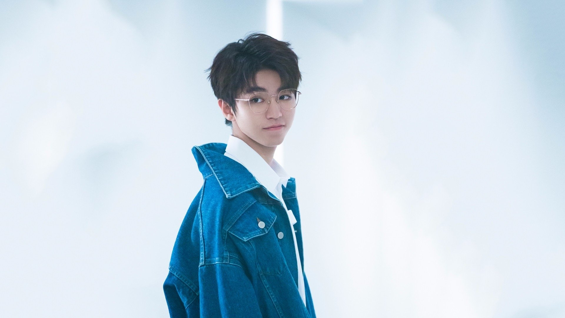 倒三角中场稳定控球节奏,倒三角传球算不算越位