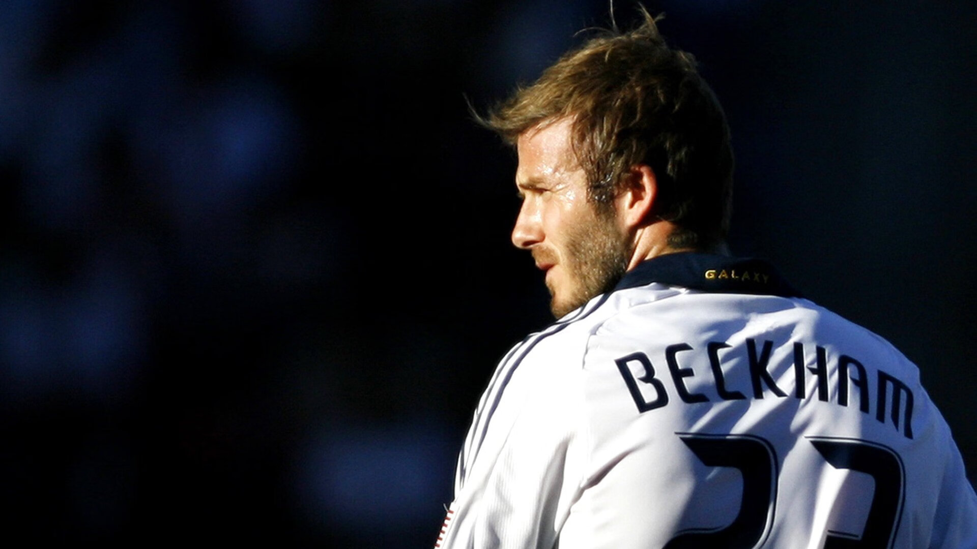 AIYOUXI.COM-“马丁·高尔西成为美洲狮队防线的中流砥柱，展现强大领导力”