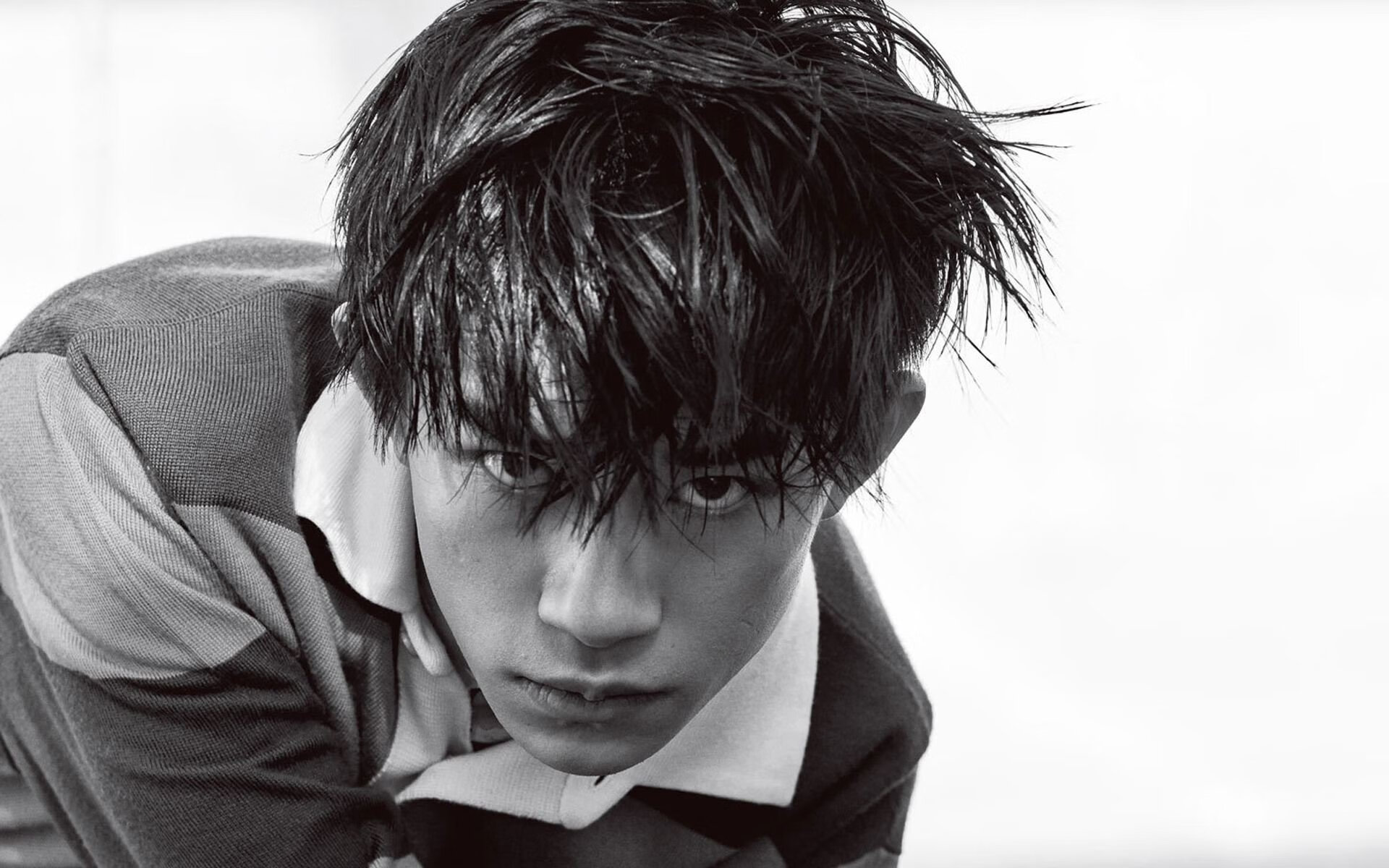 “马丁·高尔西成为美洲狮队防线的中流砥柱，展现强大领导力”